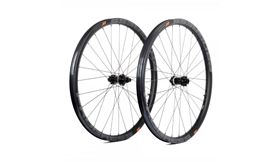 JGO. RUEDAS PROGRESS EB PLUS NITRO HYBRID